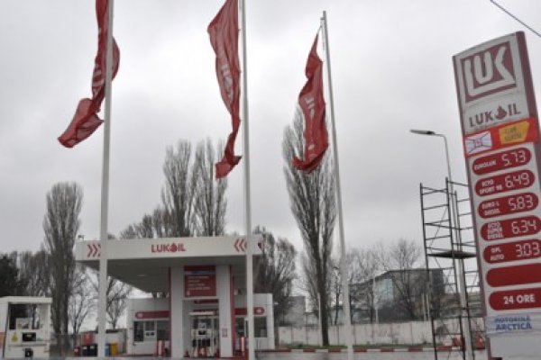Lukoil îşi vinde o parte din activele din Kazahstan
